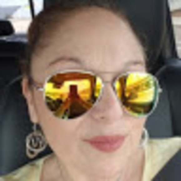 Meet your Posher, Craftygirl72 - Picture 1 of 1